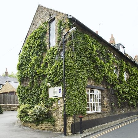 The Poplars Moulton Hotel Exterior photo